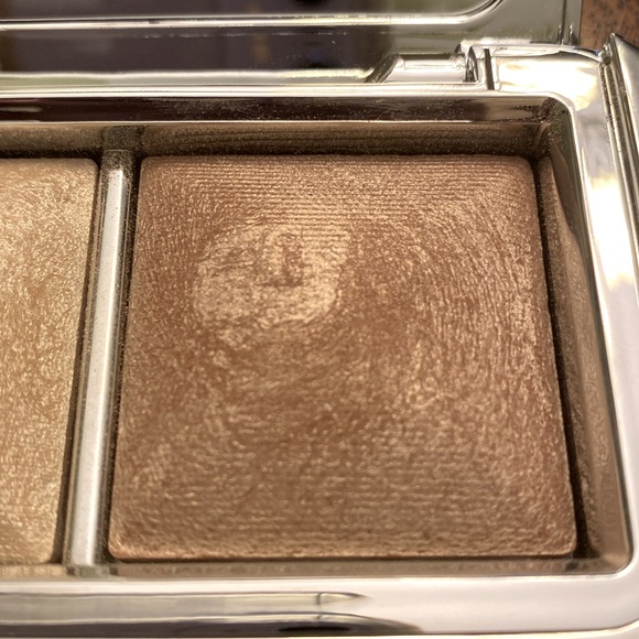 Hourglass • Ambient Strobe Lighting Palette • Shades: Absolute, Pure, & Lucent - Picture 5 of 6